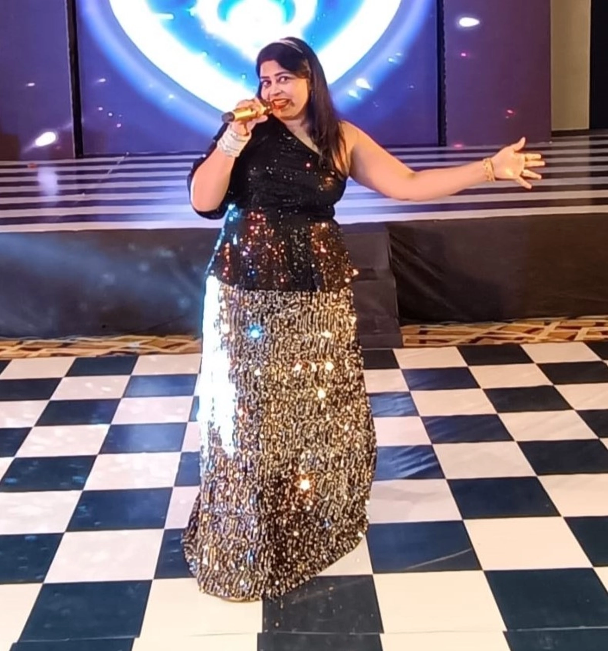 Anchor-Singer JC JANNAT