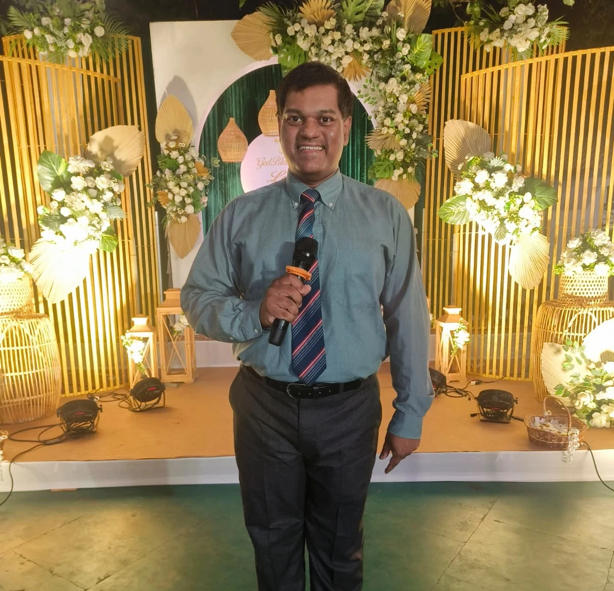 Emcee Celbert Dias