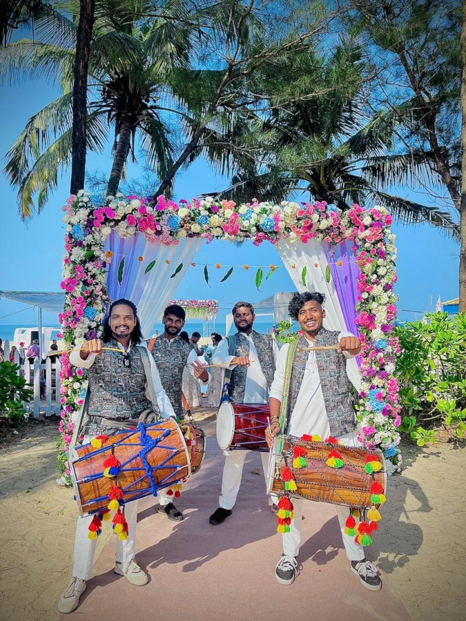 V_V_Star_Dholis